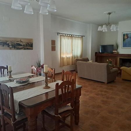 Villa Duran Esteban Cantillana Extérieur photo